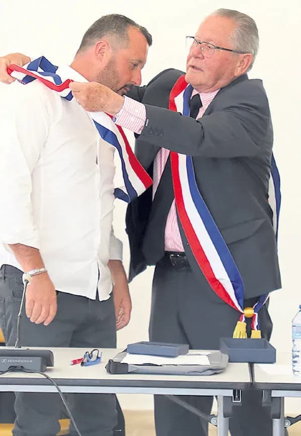 Un deuxième mandat pour Bernard Jobert, réélu maire