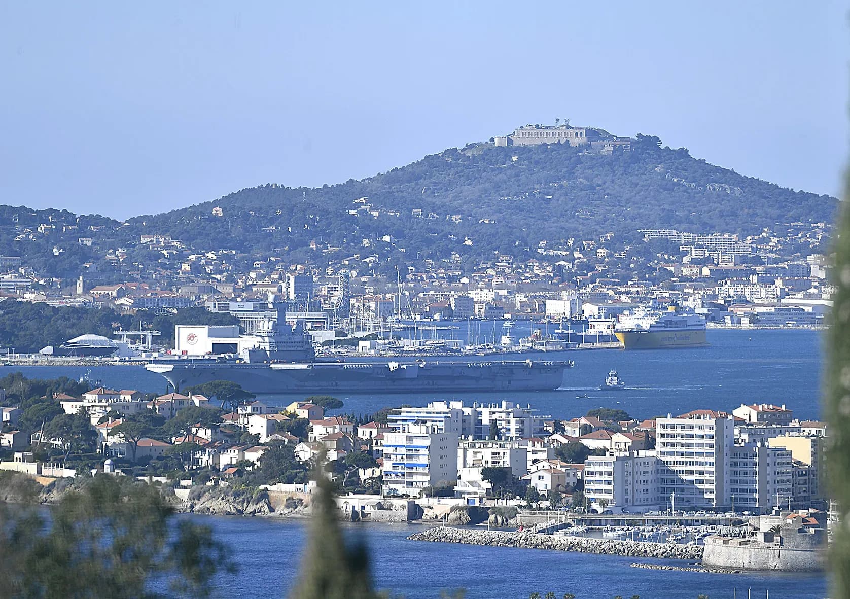 La Méditerranée au cœur de la mission du Charles de Gaulle