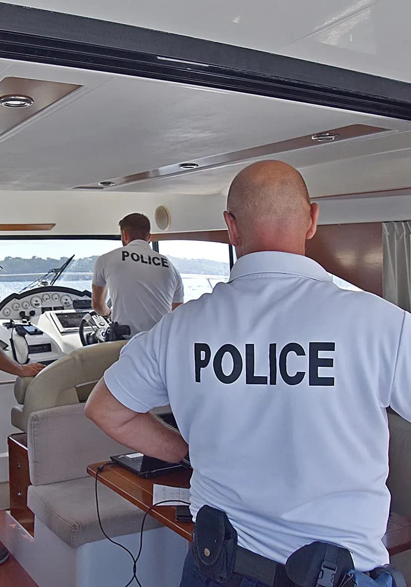 Reportage avec la police maritime du Var