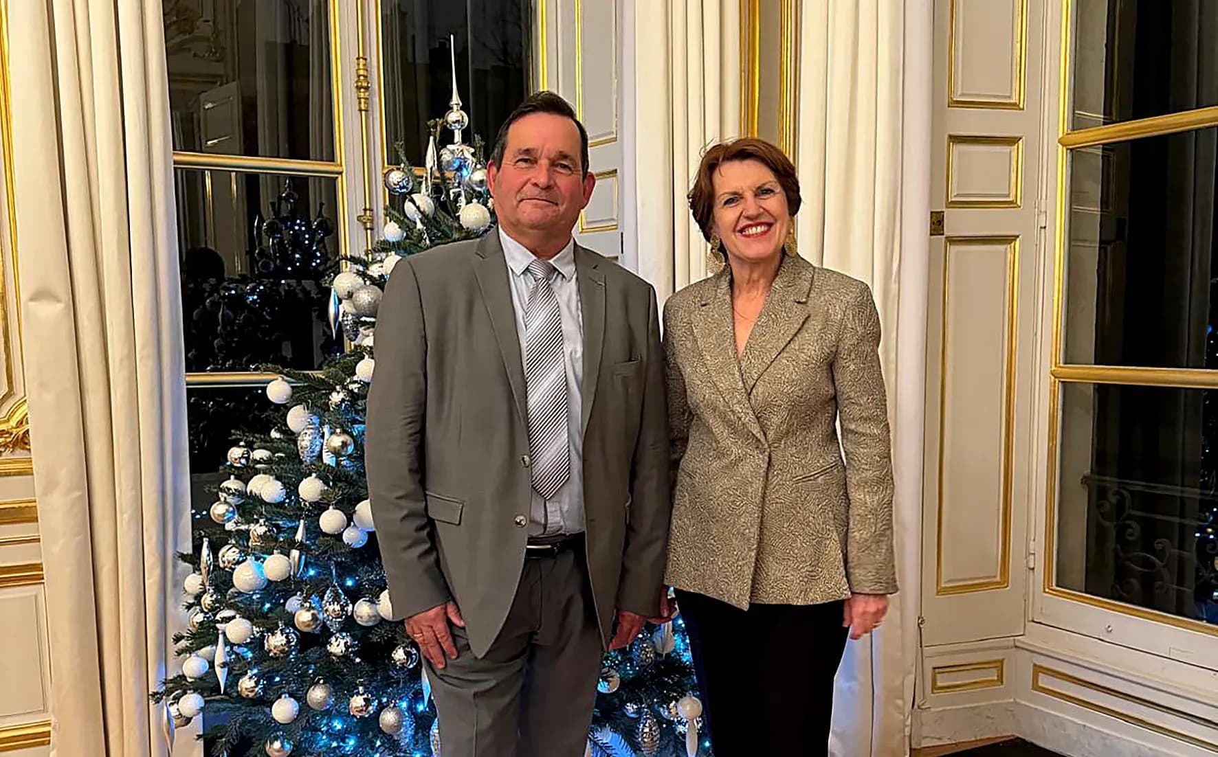 Max Bauer invite le président Macron à visiter le marché de la SICA à Hyères