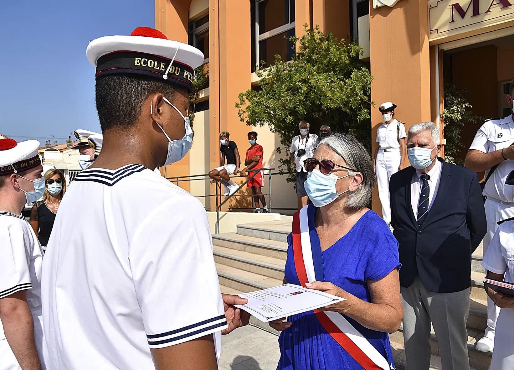 Deux promotions de « bleus » intègrent la grande famille des Marins du ciel