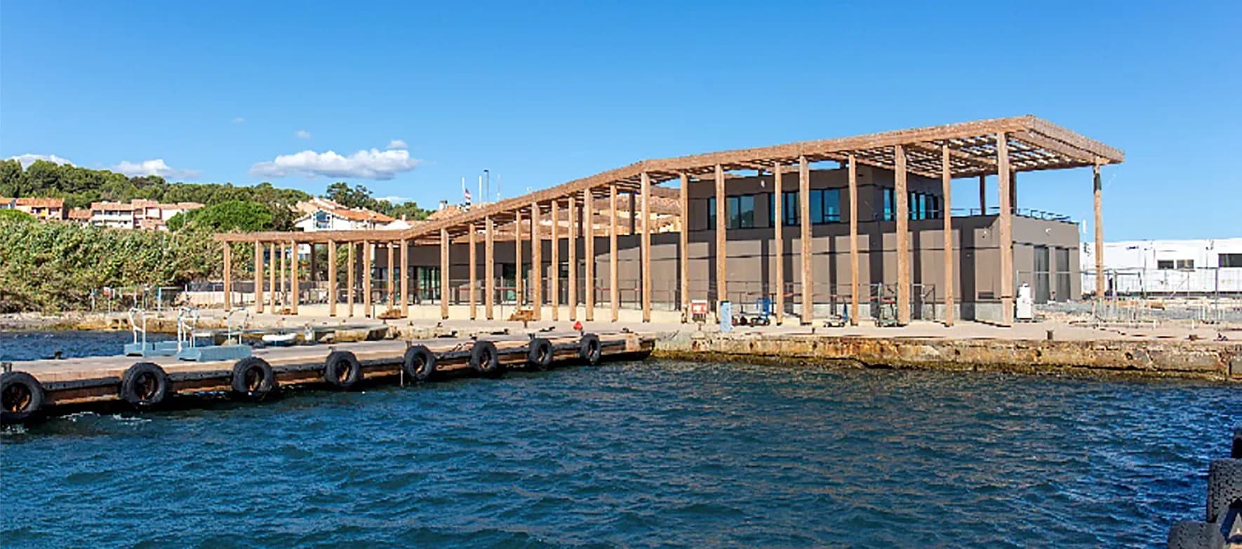Arrêt temporaire du transport de marchandises au Port de la Tour Fondue