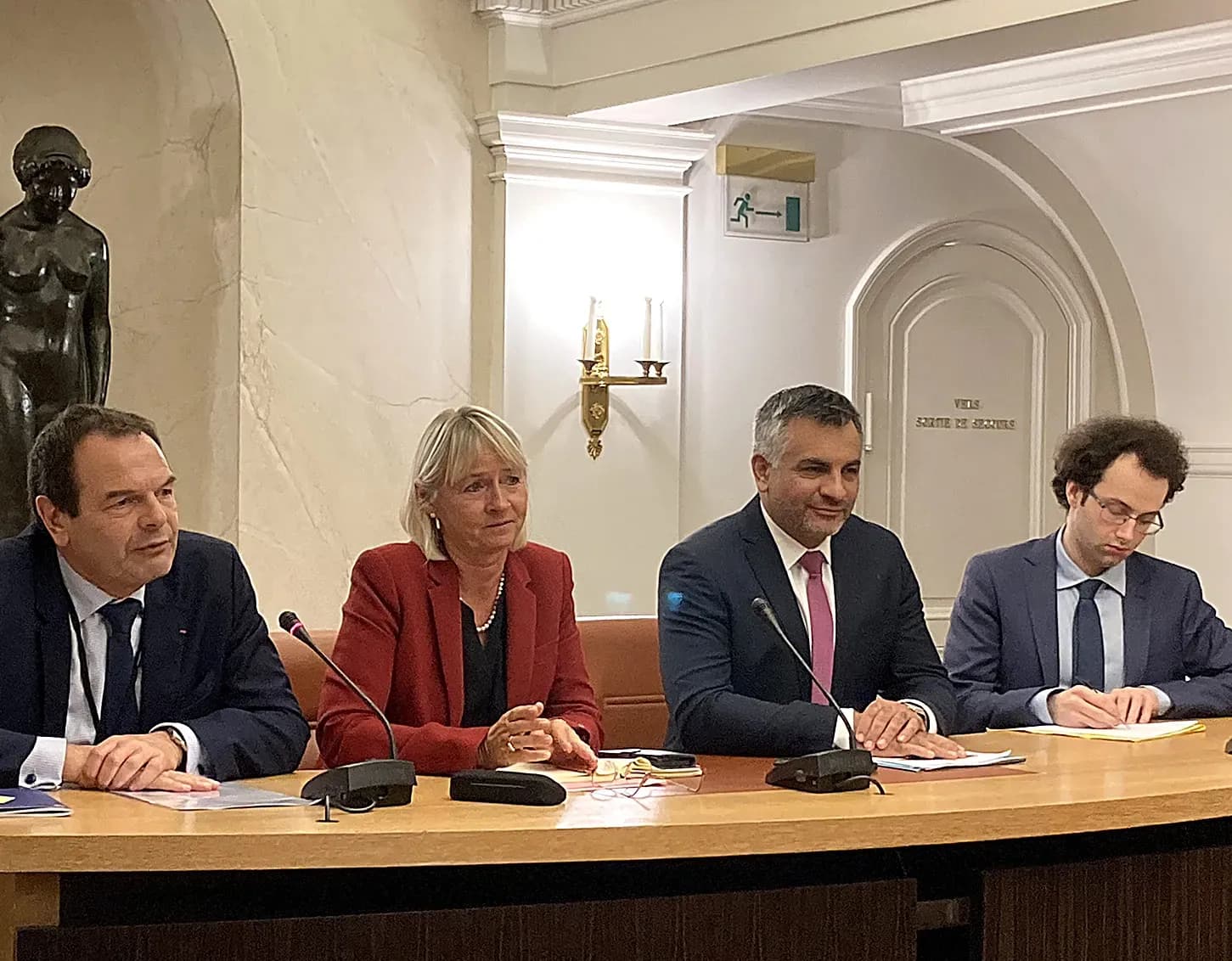 Au Sénat, Françoise Dumont anime un groupe de travail dédié aux sapeurs-pompiers