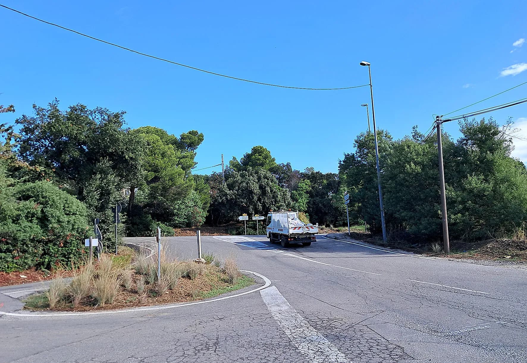 Un carrefour giratoire sur la RD 559 bienvenu