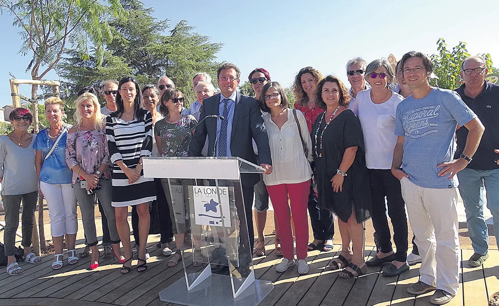 Une cour d’école toute belle et toute neuve à Moulin-Vieux