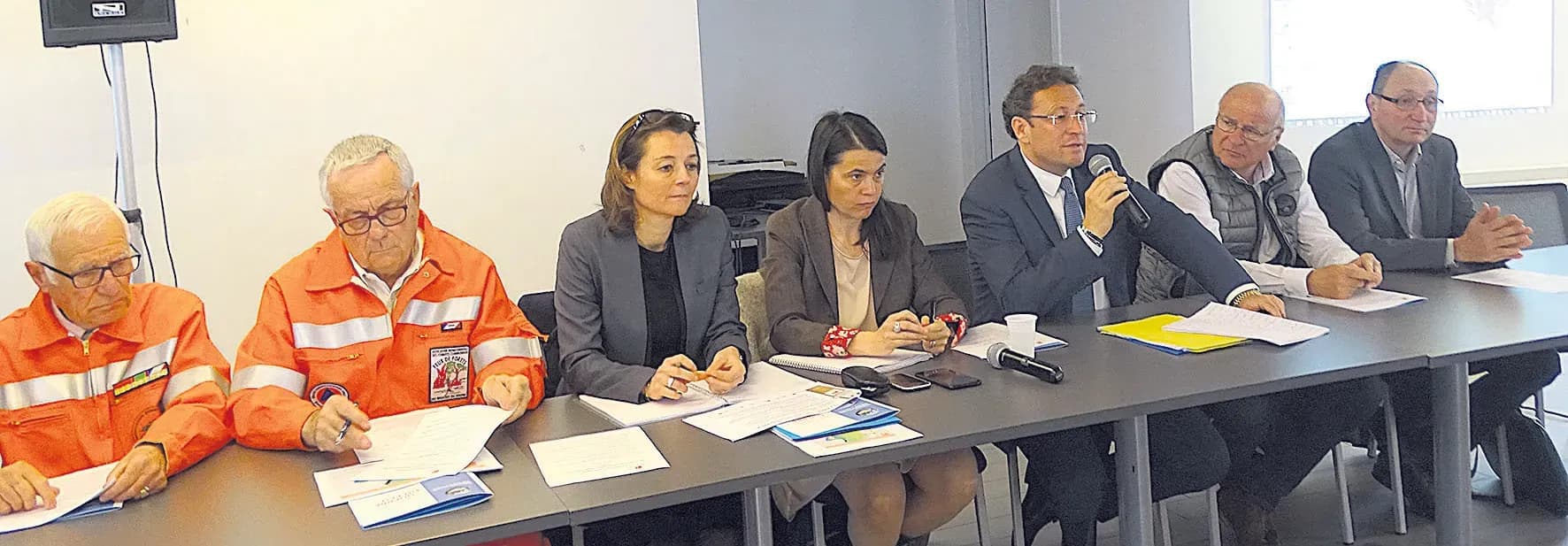 François de Canson lance la « Guerre du Feu » !