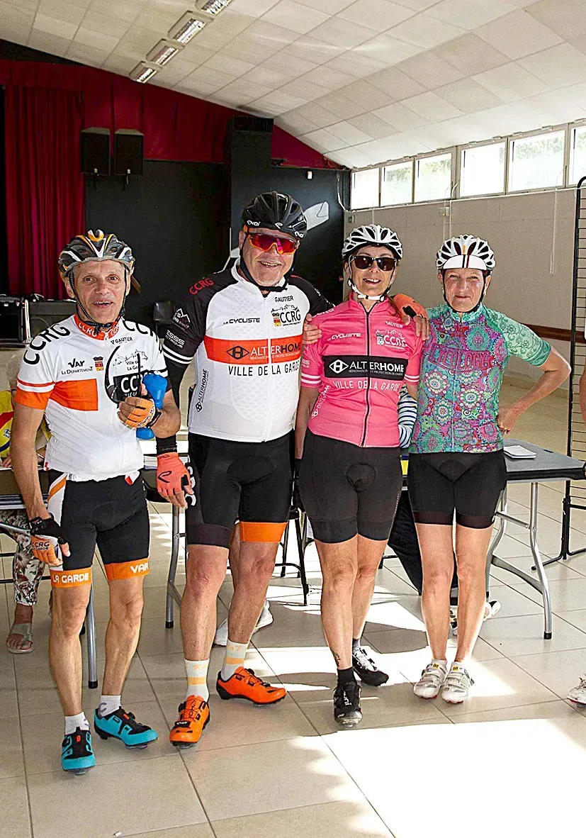 Sous le soleil, 160 cyclistes fêtent leurs retrouvailles