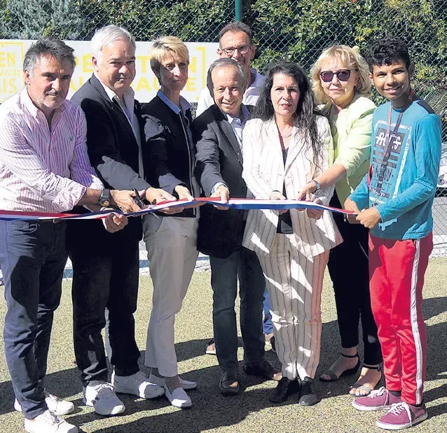 Un terrain multisports grâce l’opération « Balle Jaune »