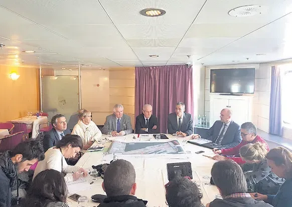 Hubert Falco : « L’électrification des quais sera effective à l’horizon 2020 »