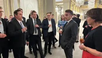 Le grand mal être agricole au pied du sapin de Noël de l'Elysée